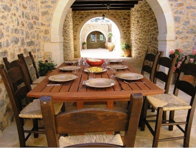 Litiniana Villas Триопетра Екстериор снимка