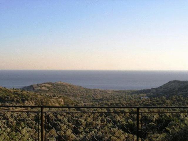 Litiniana Villas Триопетра Екстериор снимка