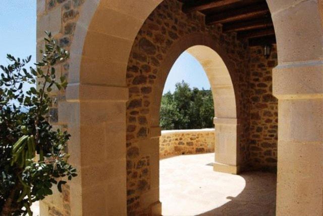 Litiniana Villas Триопетра Екстериор снимка